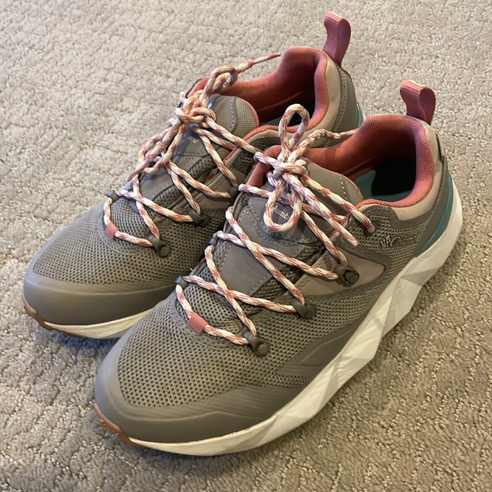 Columbia Women's Gray and Pink Athletic Sneakers